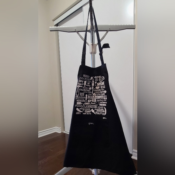 Grimm BBQ Apron - Picture 2 of 5